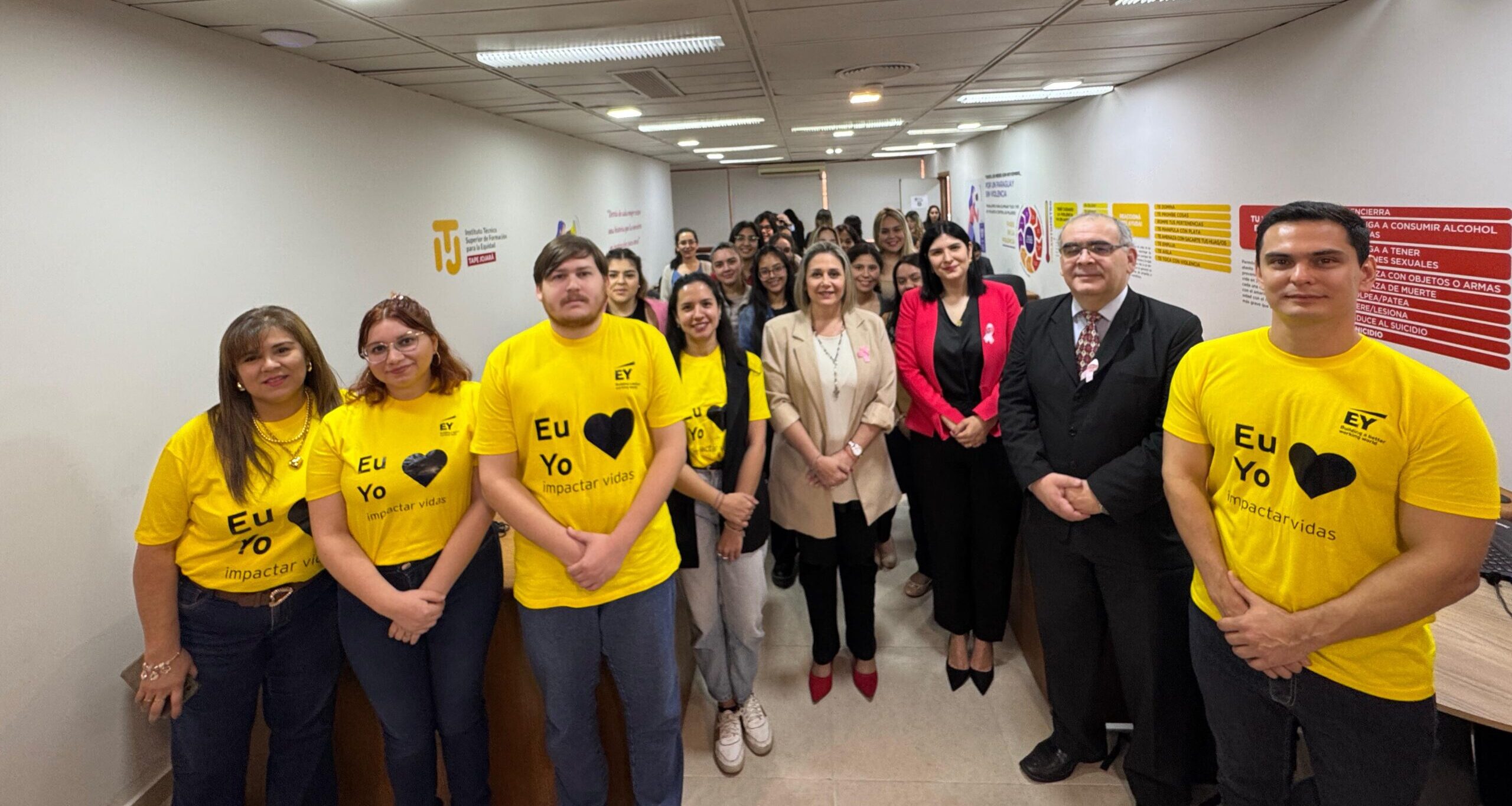 Taller de introducción a inteligencia artificial dirigido a mujeres